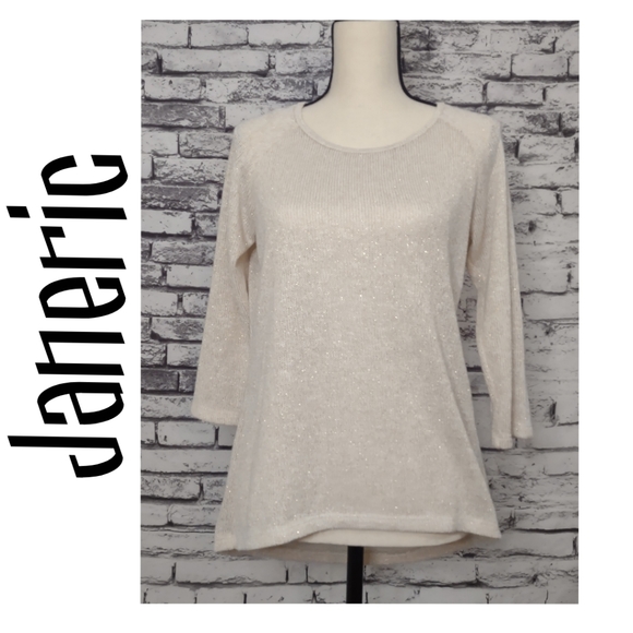 Janeric light weight sweater top - Picture 1 of 3